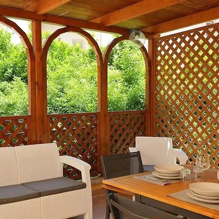 아파트 Franco's House *